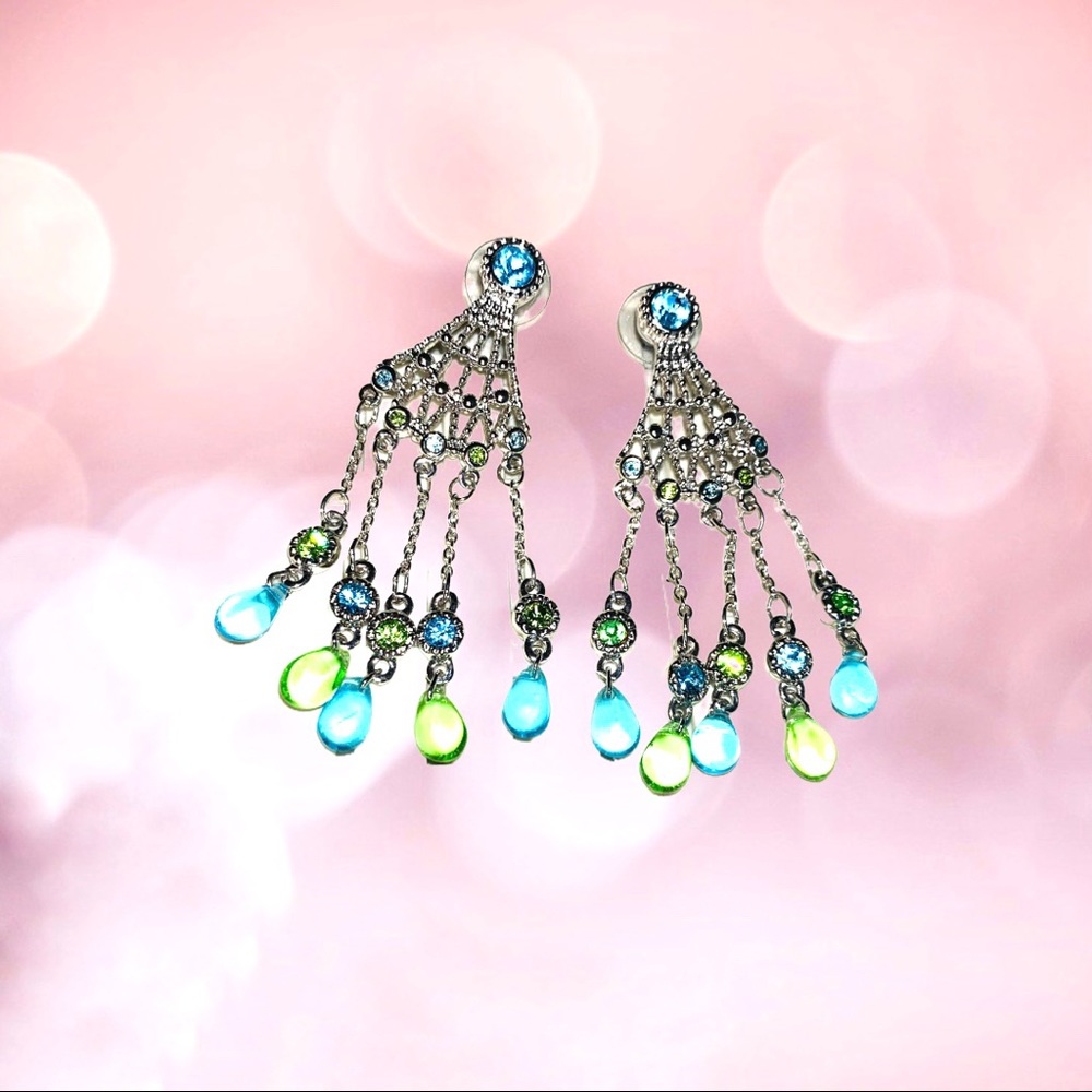 Vintage Chandelier Drop Earrings - Picture 4 of 10